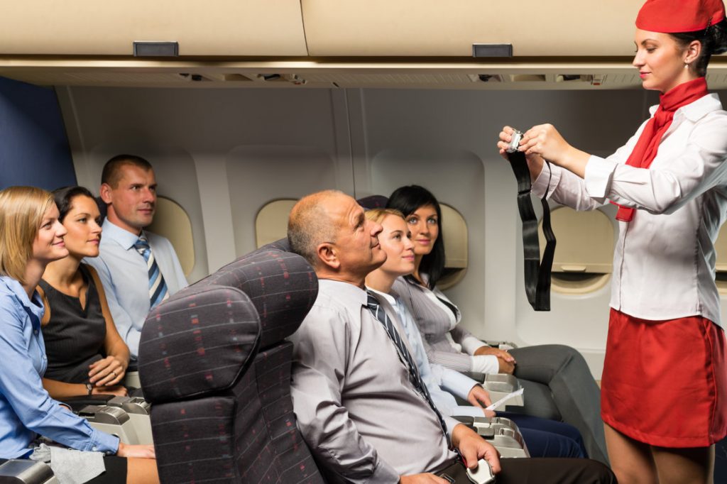 Advantages and Disadvantages of the Flight Attendant Job